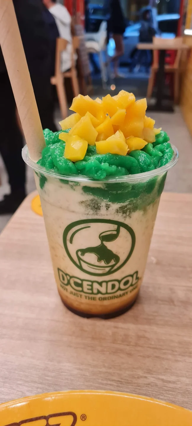 Es cendol bersama Aye