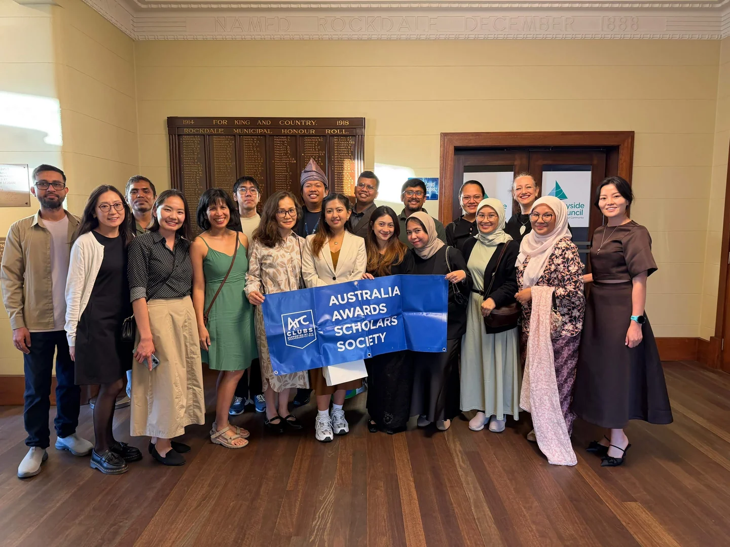 Rockdale Opera: scholars bersama