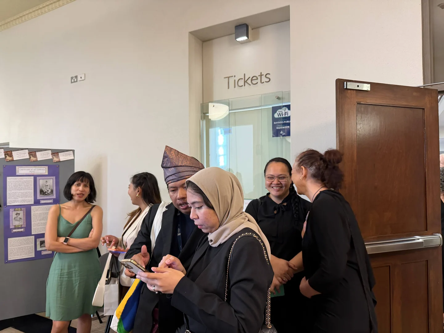Rockdale Opera bersama scholars