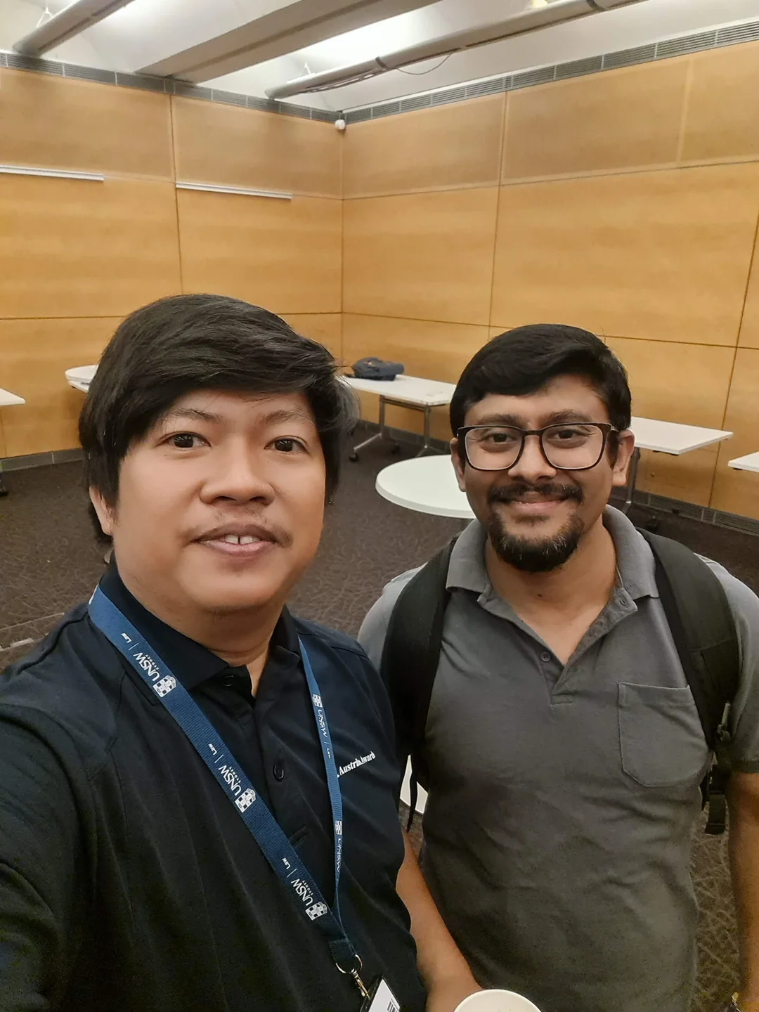 With Reyad · Kemenkeu, beda negara
