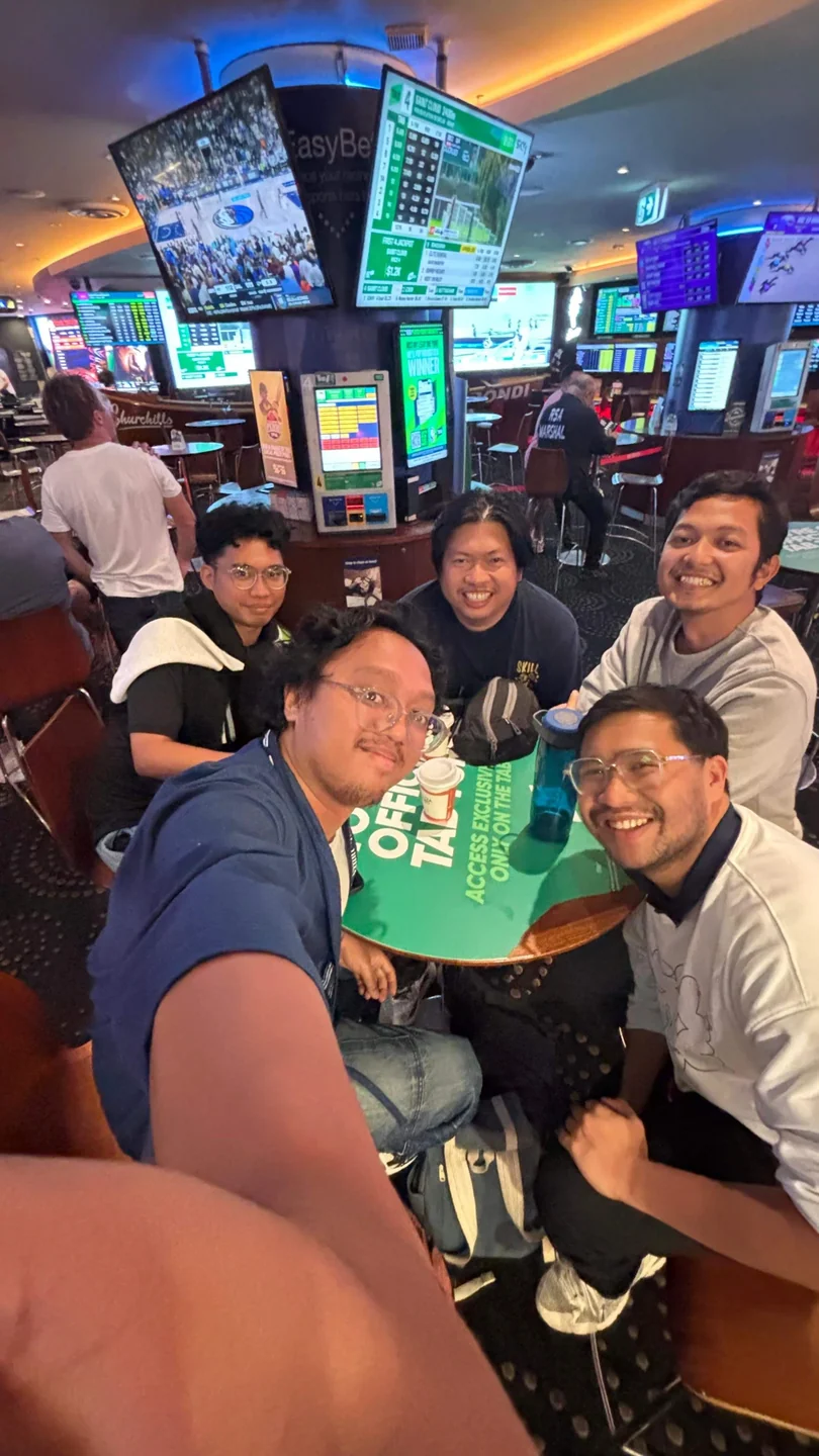 Berkumpul sampai malam