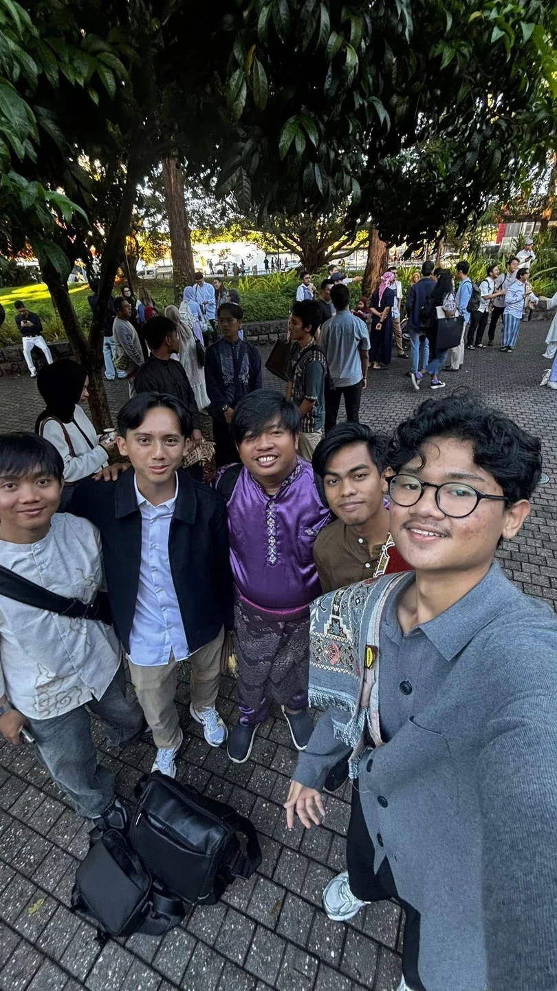 Bersama adinda bachelor UNSW