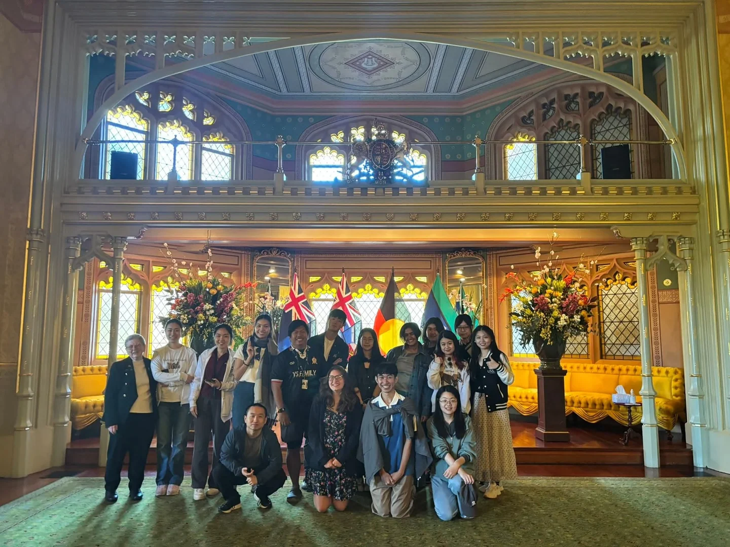 Masuk ke dalam Government House
